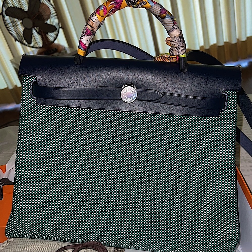 Hermes herbag 31 zip new from Florence Italy